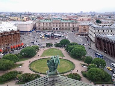 История трех старейших площадей Петербурга – индивидуальная экскурсия