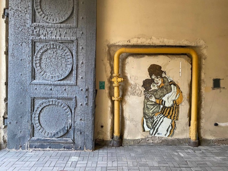 Стрит-арт Петербурга: от тегов до урбан-фрески! – индивидуальная экскурсия