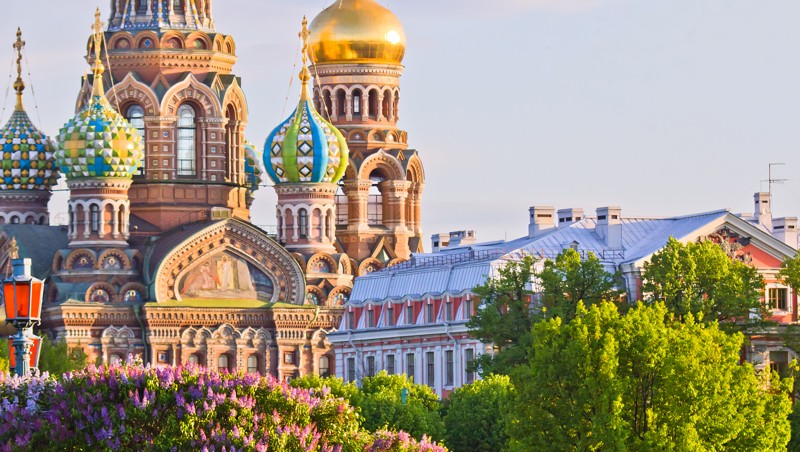 Знакомство с Санкт-Петербургом и поездка в «Петергоф» – авторский тур