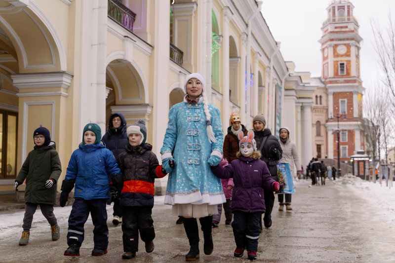 По Невскому со Снегурочкой (для малышей 3–5 лет) – групповая экскурсия