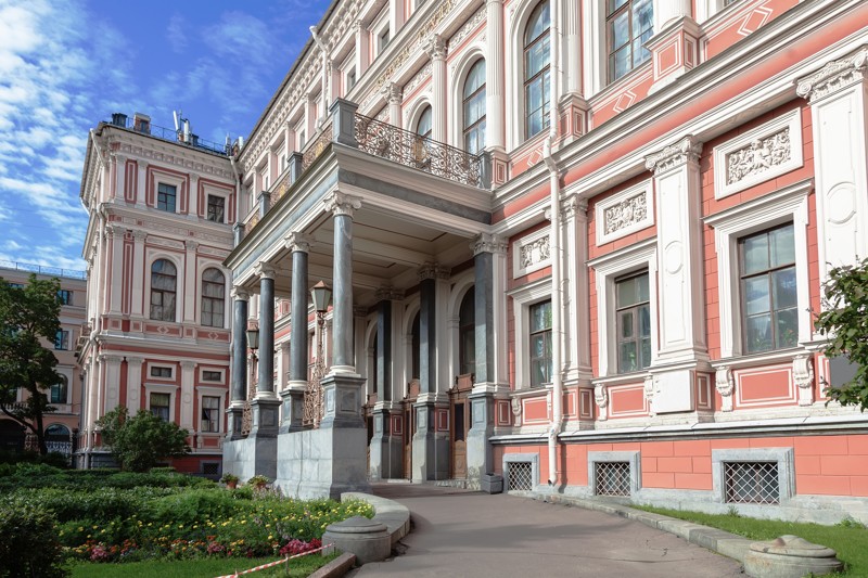 Николаевский дворец: ансамбль архитектурных шедевров – групповая экскурсия
