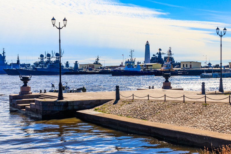 Кронштадт в небольшой группе: знакомство с городом-островом – групповая экскурсия